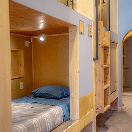 Social Stays - Santa Barbara'S First Hostel On State Street المظهر الخارجي الصورة