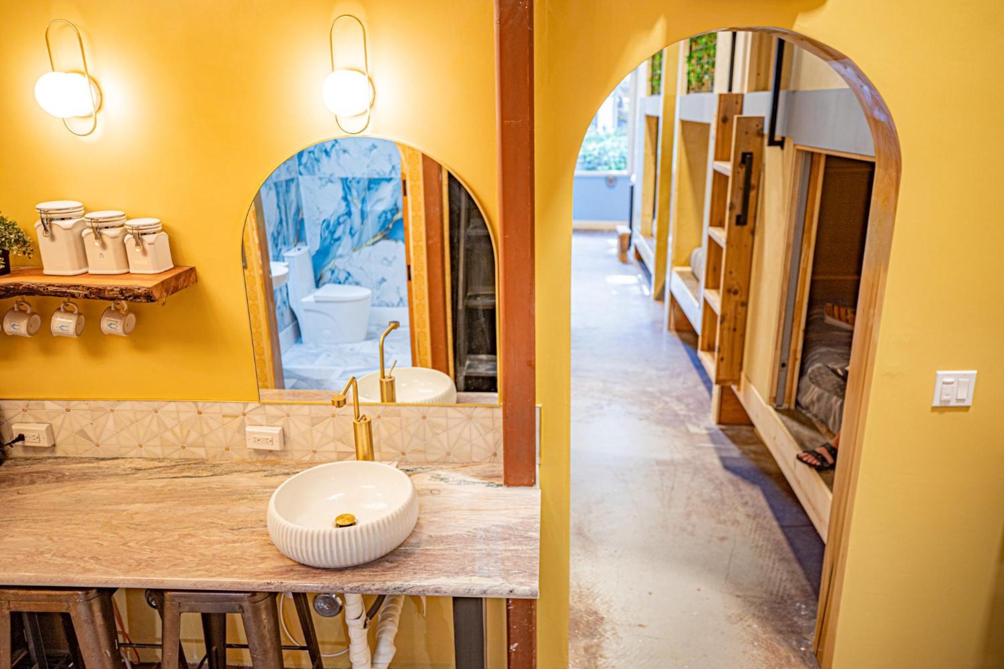 Social Stays - Santa Barbara'S First Hostel On State Street المظهر الخارجي الصورة