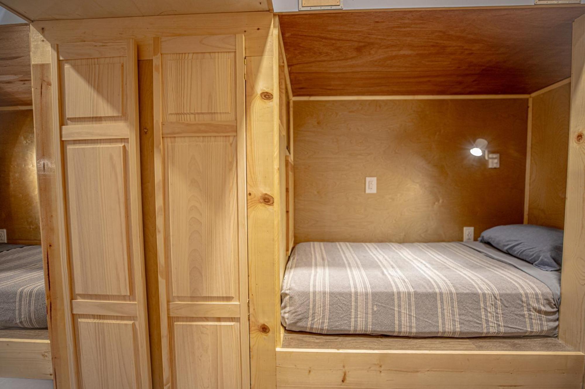 Social Stays - Santa Barbara'S First Hostel On State Street المظهر الخارجي الصورة